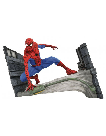 Marvel Comic Gallery PVC socha Spider-Man Webbing 18 cm obrázok 1